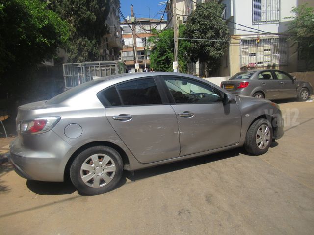 מאזדה 3