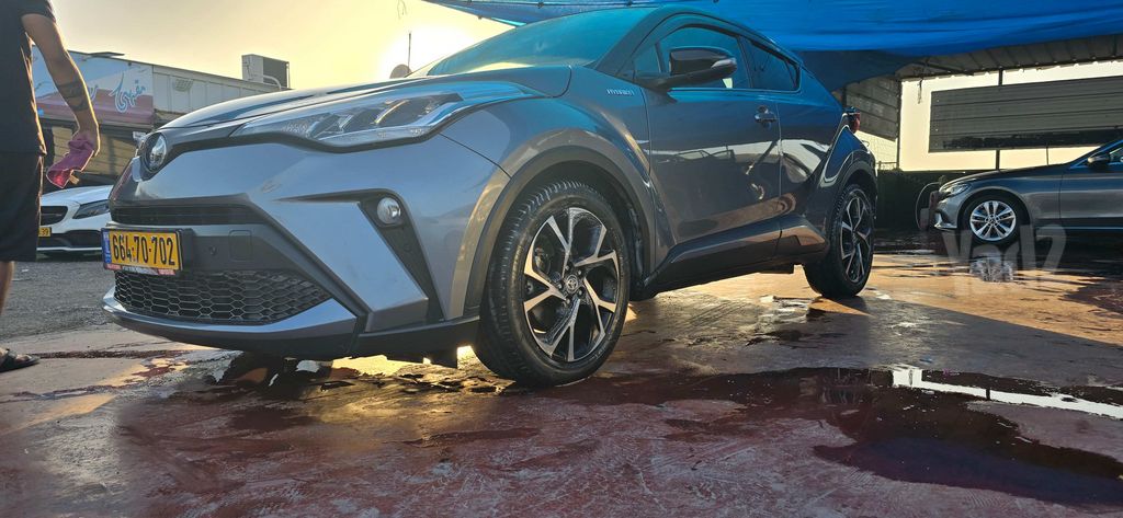 טויוטה C-HR