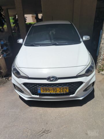 יונדאי i20