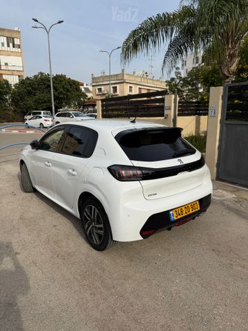 פיג'ו 208