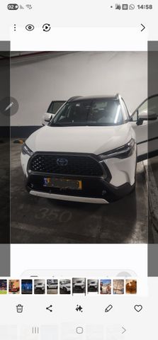 טויוטה קורולה קרוס