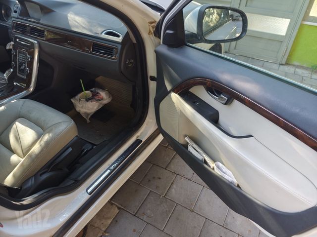 וולוו S80