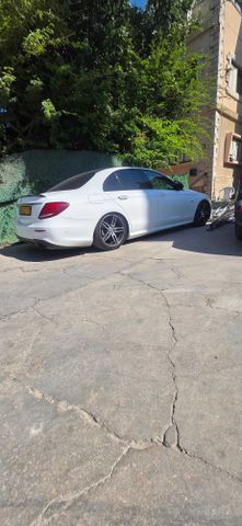 מרצדס-בנץ E-class