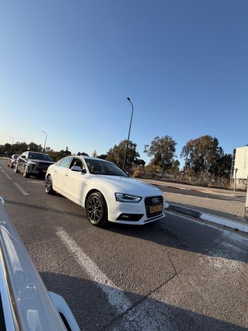 מודעת רכב אאודי A4