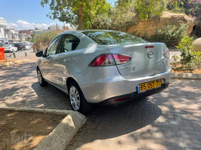 מאזדה 2