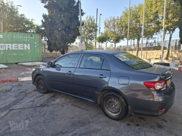 טויוטה קורולה