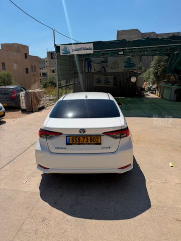 טויוטה קורולה