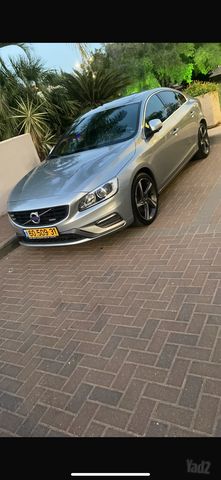 וולוו S60