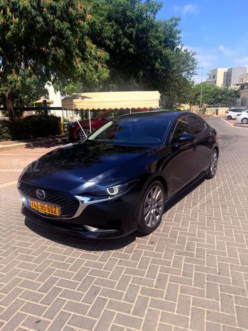 מאזדה 3