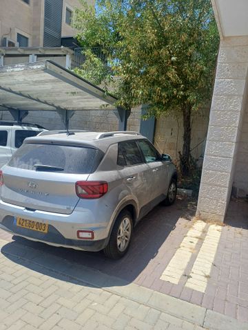 מודעת רכב יונדאי וניו