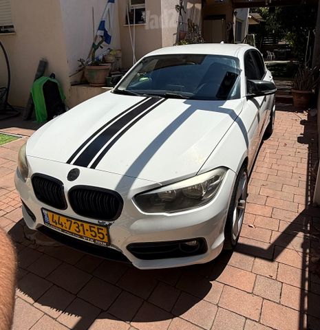 מודעת רכב ב מ וו סדרה 1