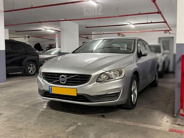מודעת רכב וולוו S60