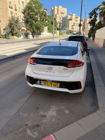 יונדאי איוניק