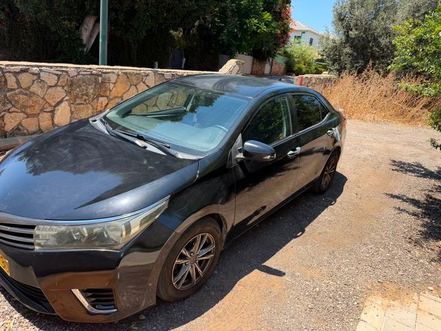 מודעת רכב טויוטה קורולה