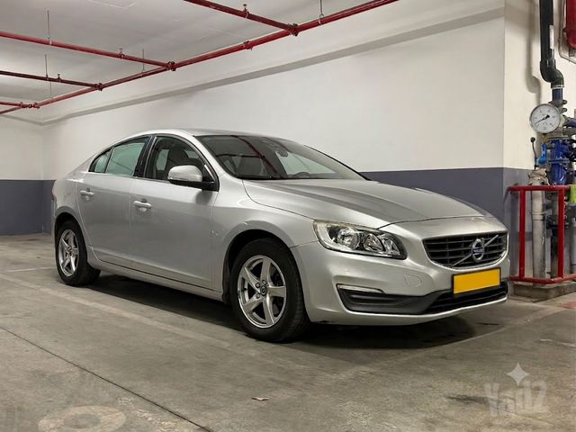 וולוו S60