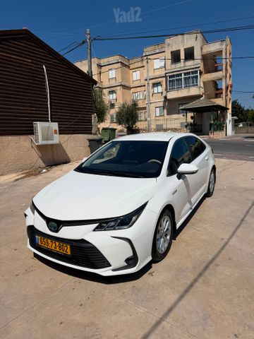 טויוטה קורולה