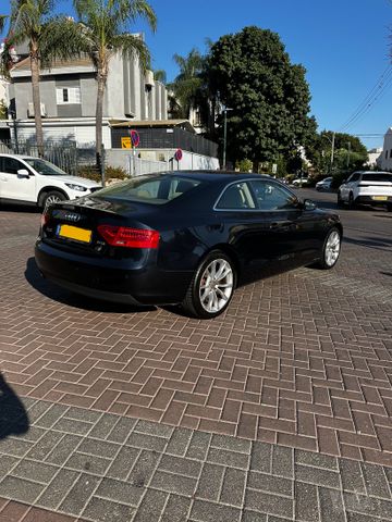 אאודי A5