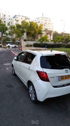 מודעת רכב טויוטה יאריס