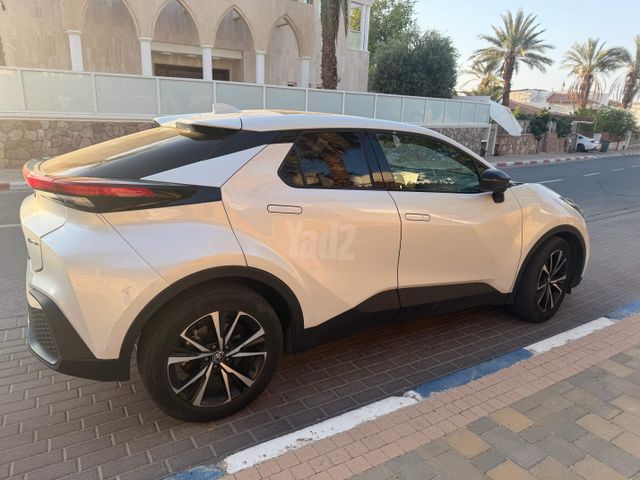 טויוטה C-HR