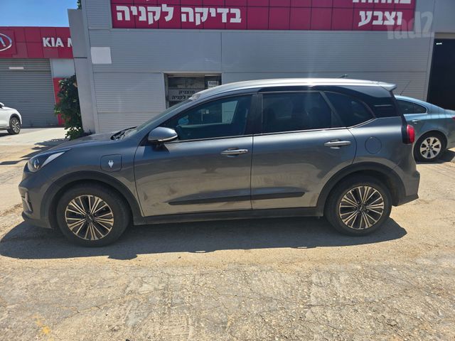 קיה נירו פלוס