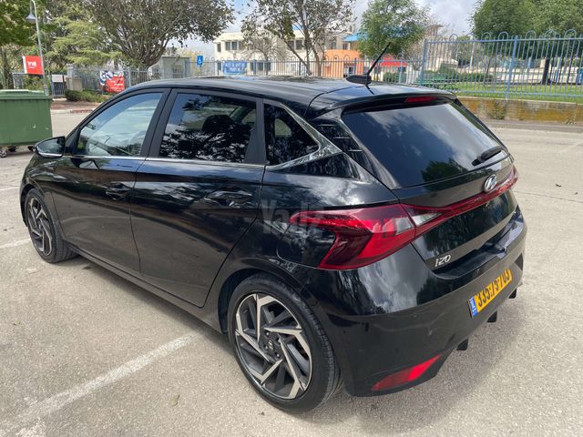 יונדאי i20