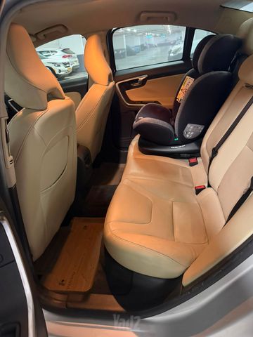 וולוו S60