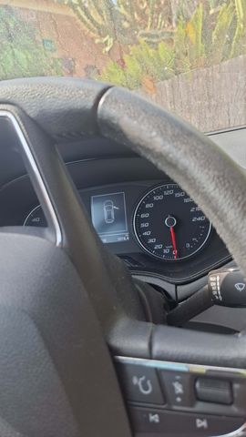 מודעת רכב סיאט ארונה