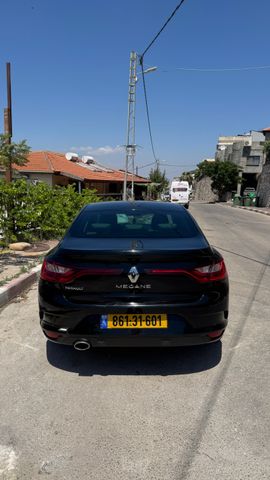 רנו מגאן