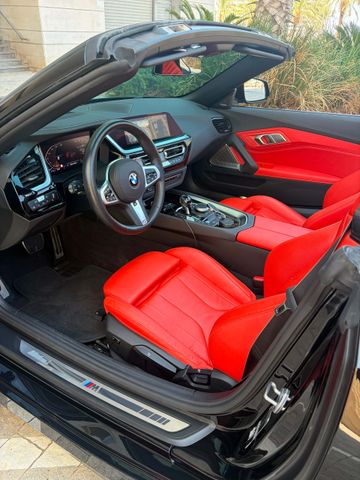 ב מ וו Z4