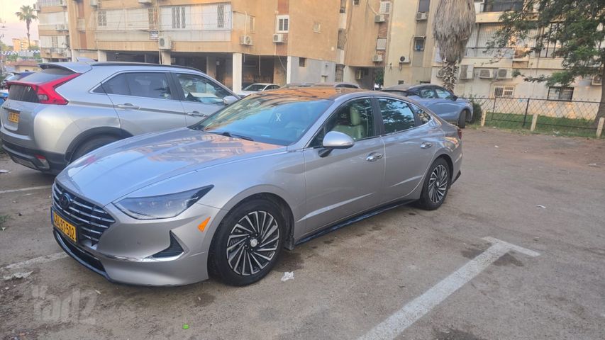 סונטה Limited היברידי אוט׳ 2.0 (192 כ״ס) [2020-2026]