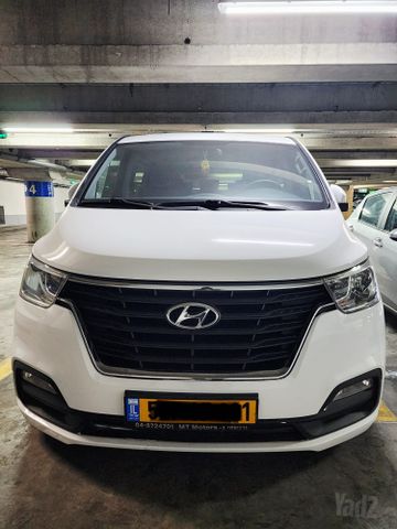 יונדאי H-1 / i800