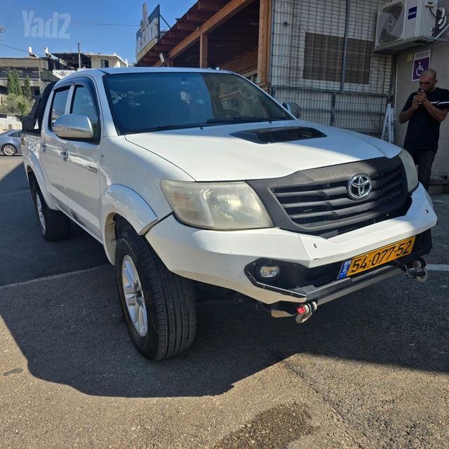 היילקס אוט׳ 3.0 (171 כ״ס)