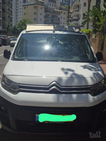 מודעת רכב סיטרואן ברלינגו