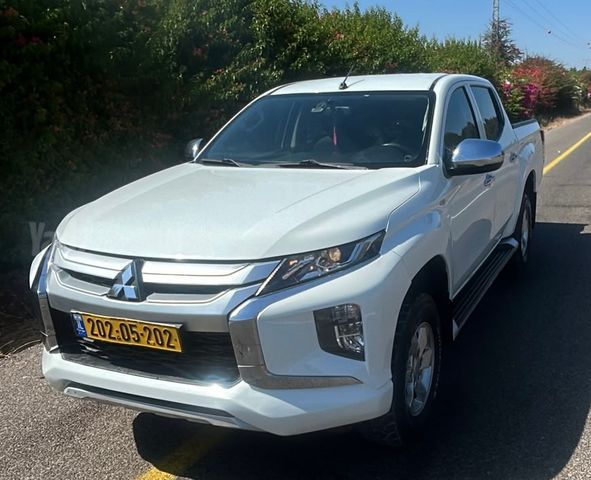 מודעת רכב מיצובישי טרייטון / L200