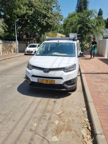 טויוטה פרואייס סיטי