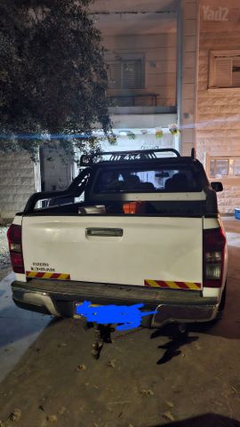 איסוזו די-מקס