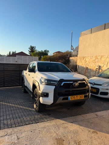 מודעת רכב טויוטה היילקס