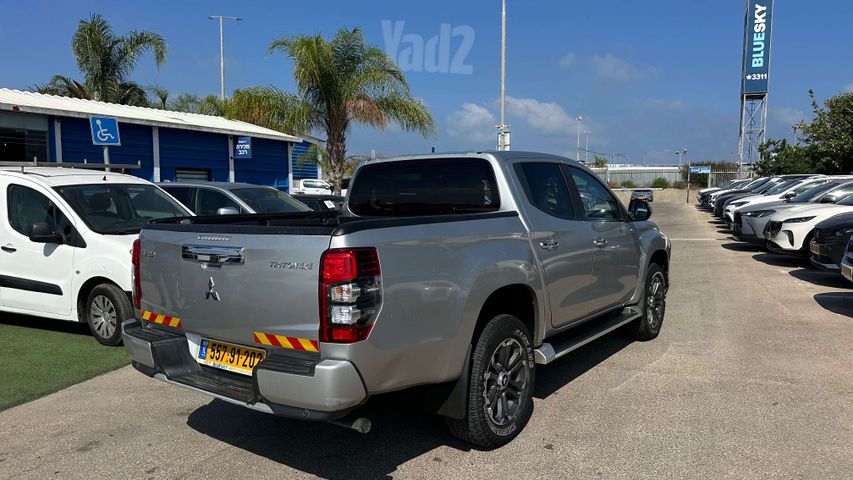 מיצובישי טרייטון / L200