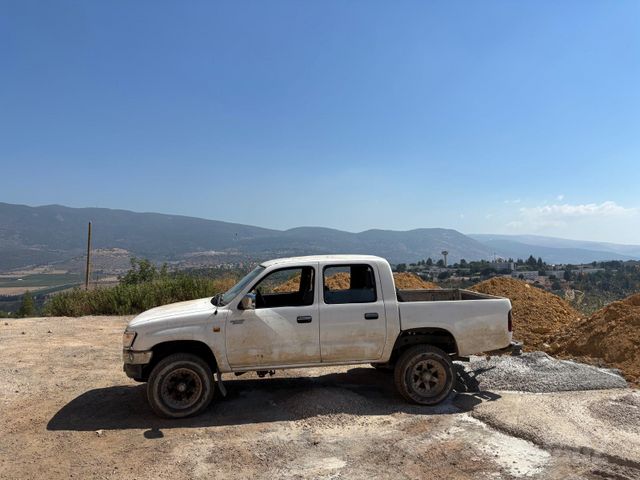 מודעת רכב טויוטה היילקס