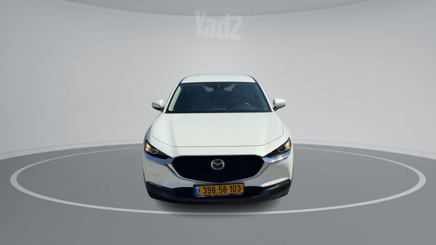 מודעת רכב מאזדה CX-30