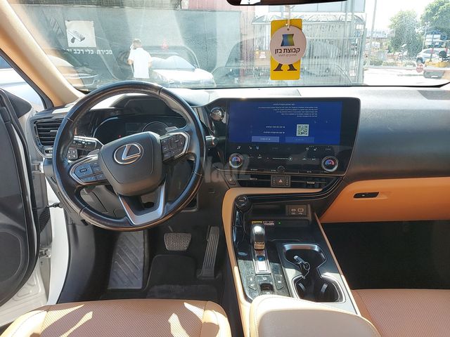 לקסוס RX