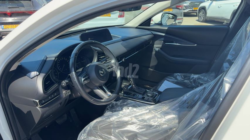 מאזדה CX-30