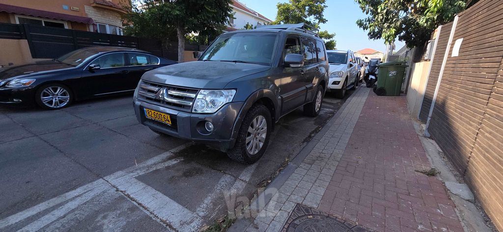 מיצובישי פג'רו