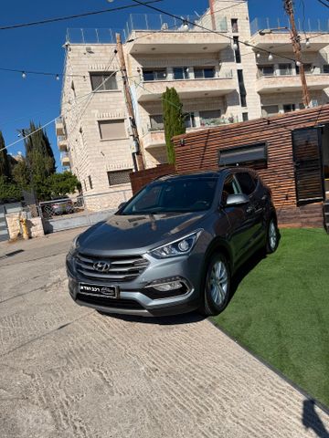 יונדאי סנטה פה
