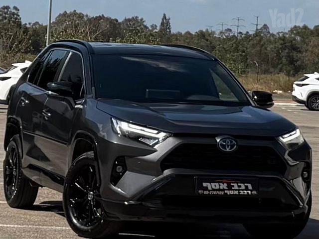 מודעת רכב טויוטה RAV4