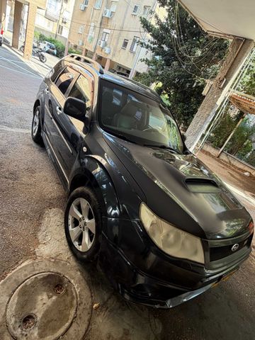 סובארו פורסטר
