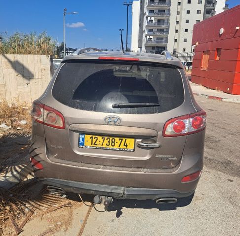 יונדאי סנטה פה