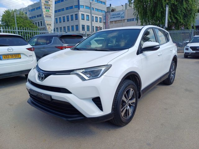 מודעת רכב טויוטה RAV4