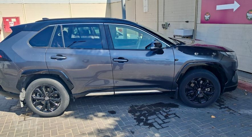 מודעת רכב טויוטה RAV4
