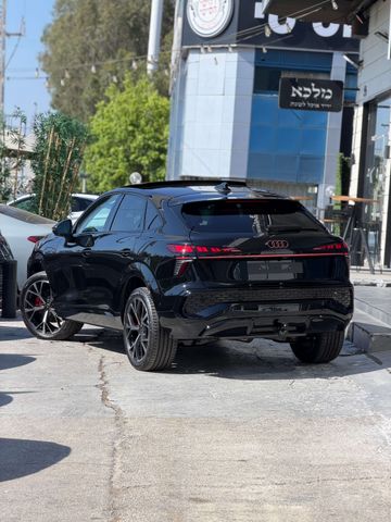 אאודי Q3